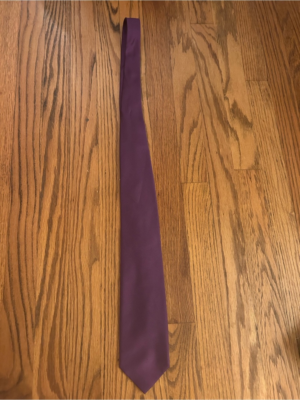Bloomingdale’s The Men’s Store Classic Silk Preppy Formal Purple Tie W/ Accents